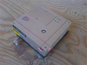 レーザー光線の器具